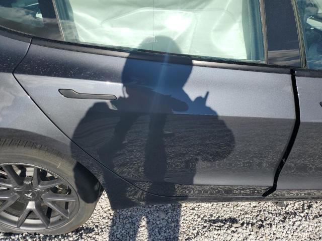 5YJ3E1EB0PF683800 Tesla 2023