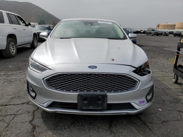3FA6P0SU3KR251660 Ford FUSION TIT