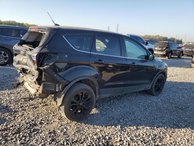 1FMCU0GD2HUA91783 Ford ESCAPE SE
