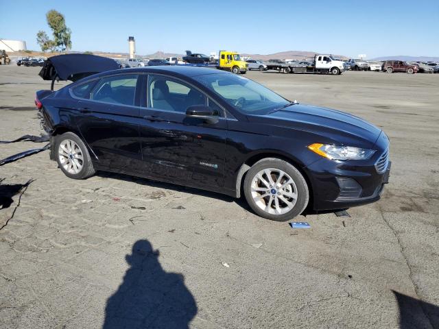 3FA6P0LU4KR115374 Ford FUSION SE