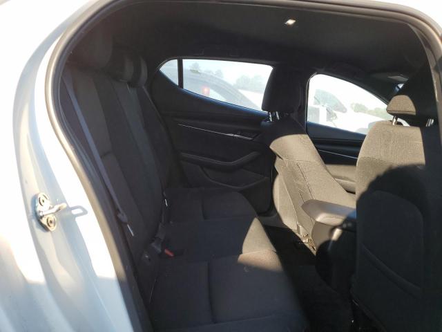 JM1BPAJL6N1508672 Mazda 3