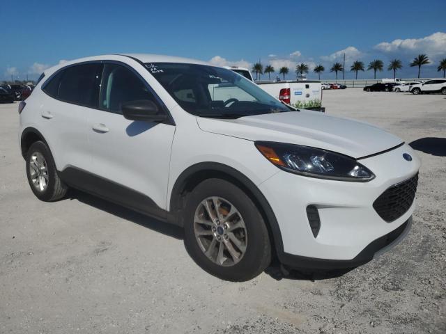 1FMCU9G65NUA64255 Ford ESCAPE SE