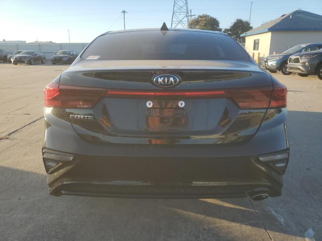 3KPF24AD0ME337195 KIA FORTE FE