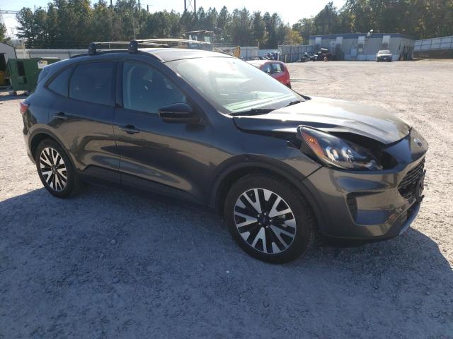 1FMCU9BZ9LUA48218 Ford ESCAPE SE