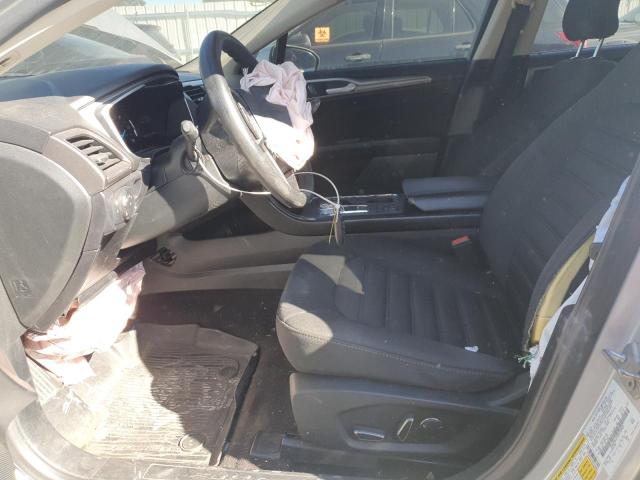 3FA6P0LU7KR183863 Ford FUSION SE