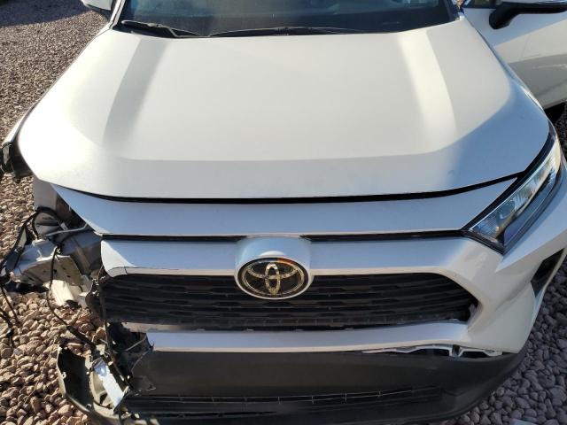 2T3C1RFV0MW130198 Toyota RAV4 XLE P