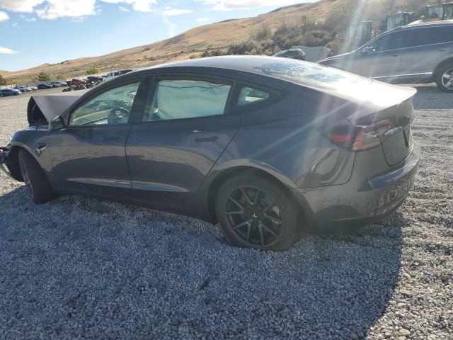 5YJ3E1EB0PF683800 Tesla 2023