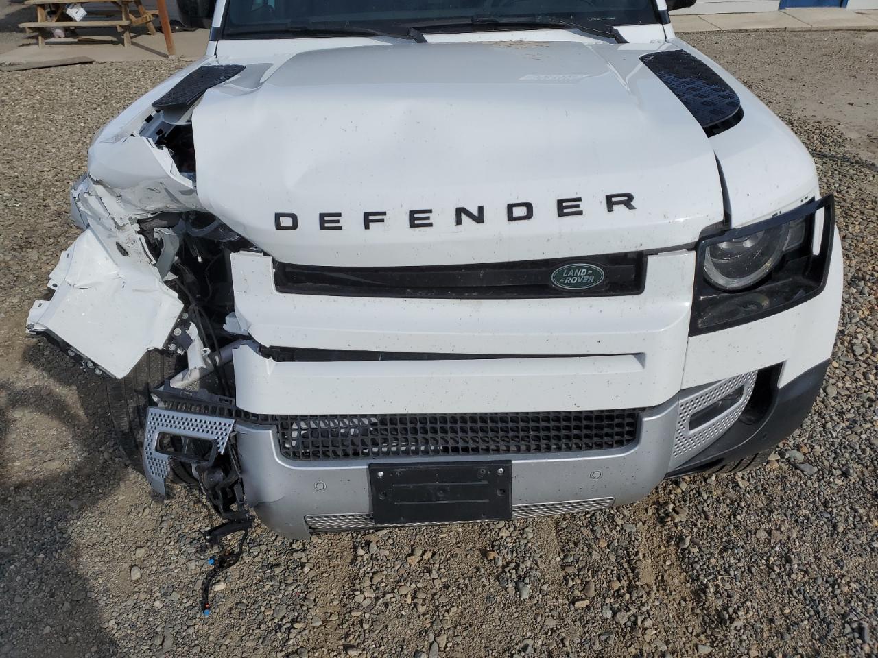 LAND ROVER DEFENDER 2025 SALEJ7EX0S2398165 Photo 14