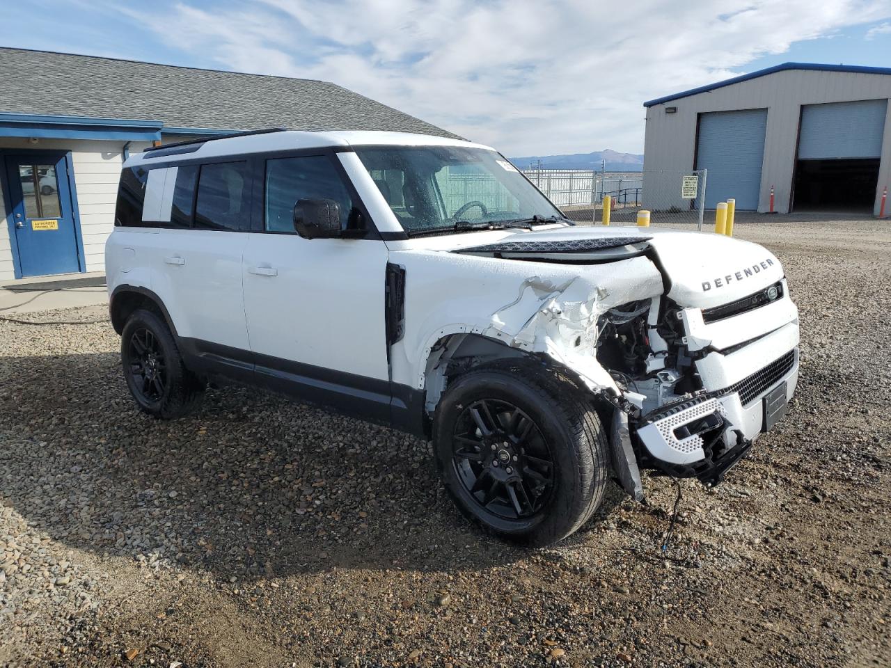 LAND ROVER DEFENDER 2025 SALEJ7EX0S2398165 Photo 16