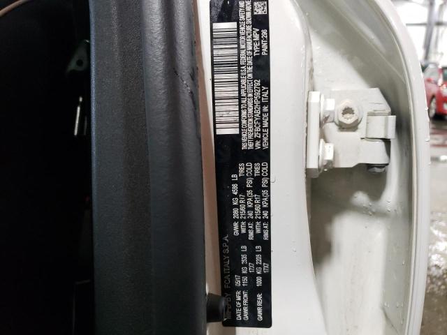 ZFBCFYAB2HP592792 Fiat 500x Pop