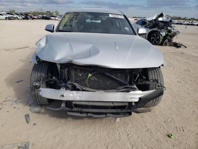 WBA8A9C53JAH13286 BMW 320 I