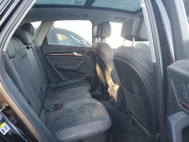WA1BNAFY8J2085585 Audi Q5 Premium Plus