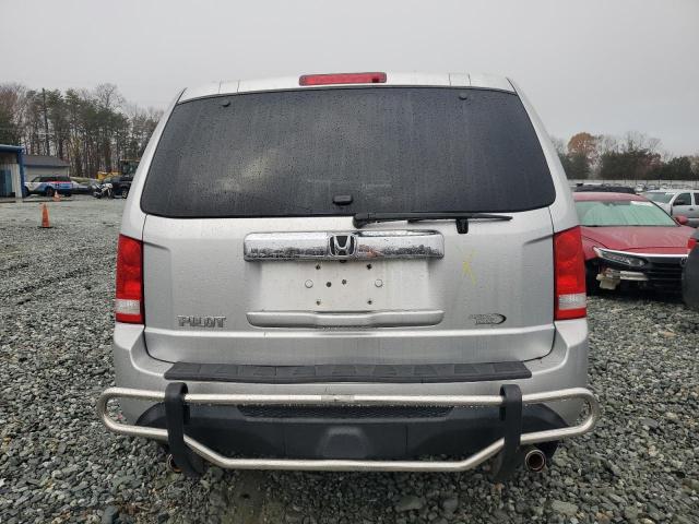 5FNYF3H2XEB016286 Honda PILOT LX