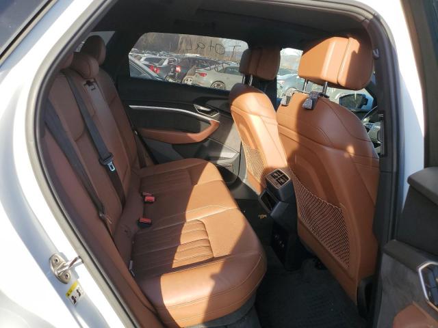 WA1VABGE8KB011930 Audi E-tron Prestige