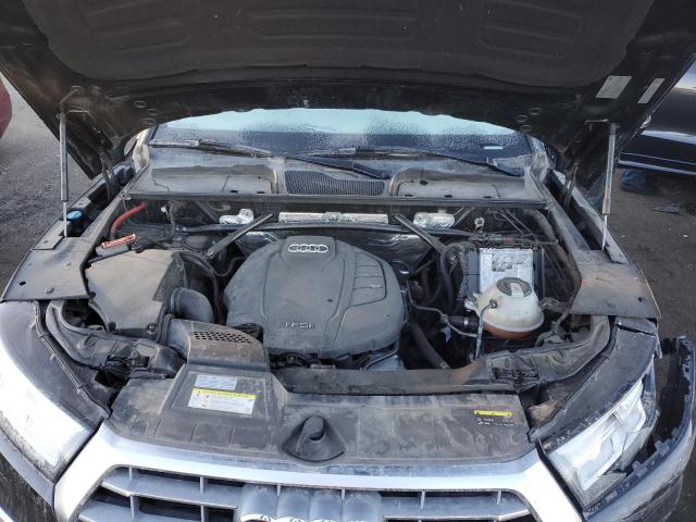 WA1BNAFY8J2085585 Audi Q5 Premium Plus