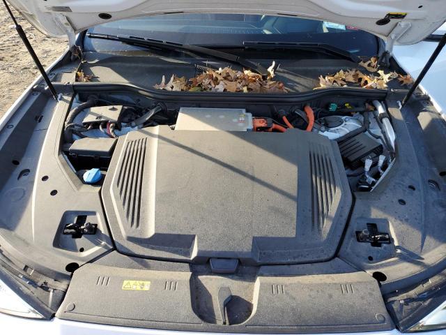 WA1VABGE8KB011930 Audi E-tron Prestige