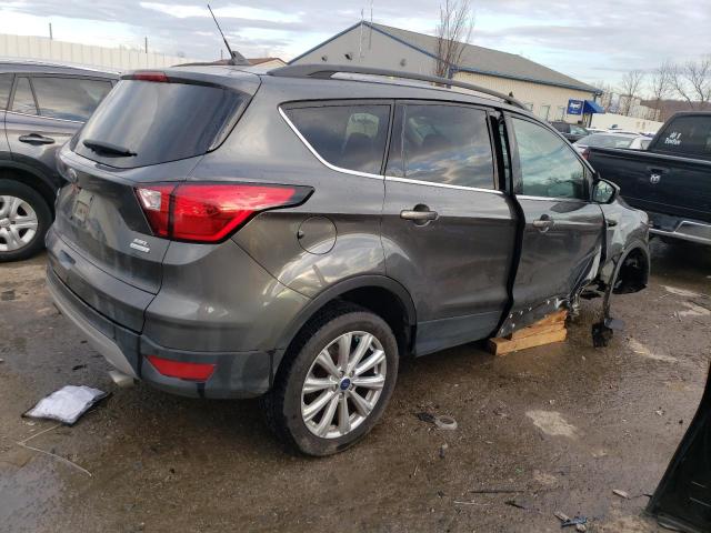 1FMCU0HD7KUB99404 Ford ESCAPE SEL