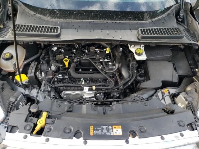 1FMCU0HD7KUB99404 Ford ESCAPE SEL