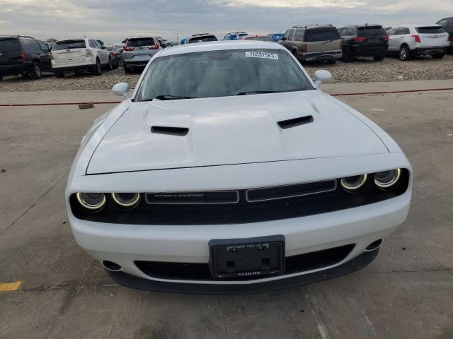 2C3CDZAG0FH706962 Dodge Challenger Sxt
