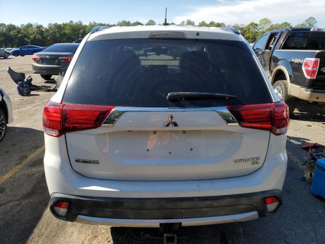 JA4AD3A3XGZ029007 Mitsubishi Outlander Se