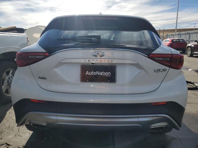 SJKCH5CR9HA028945 Infiniti QX30 BASE