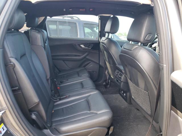 WA1LAAF73JD048942 Audi Q7 Premium Plus