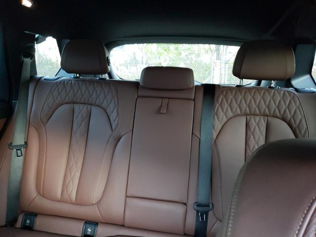5UXJU4C07M9E24273 BMW X5 M50i