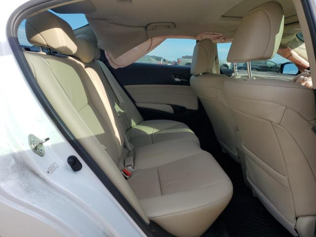 19UDE2F77GA016415 Acura Ilx Premium