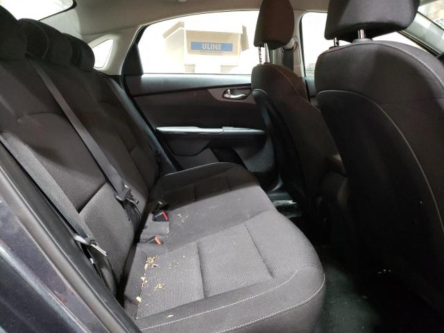 3KPF24ADXKE132867 KIA FORTE FE