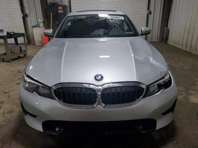 WBA5R7C55KAJ82123 BMW 330XI