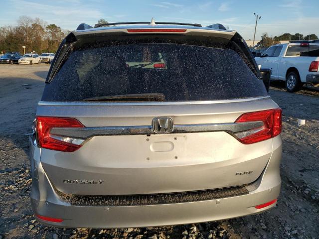 5FNRL6H9XJB077627 Honda Odyssey Elite