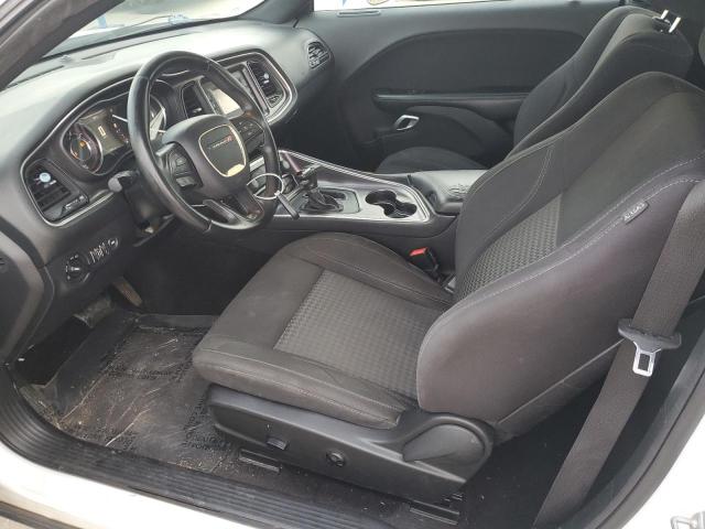 2C3CDZAG0FH706962 Dodge Challenger Sxt