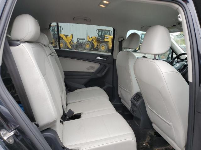3VV2B7AX0KM046596 Volkswagen TIGUAN SE