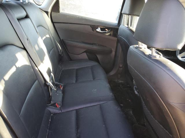 3KPF54AD0ME280388 KIA FORTE EX