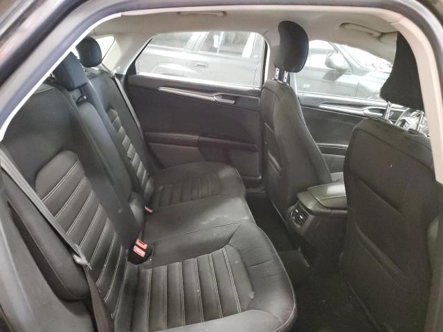 1FA6P0HD4F5116770 Ford FUSION SE