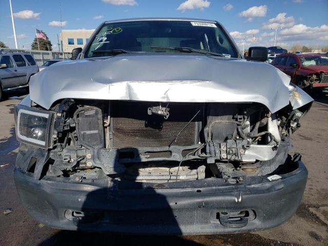 1C6RR7KG4FS789869 RAM 1500 St
