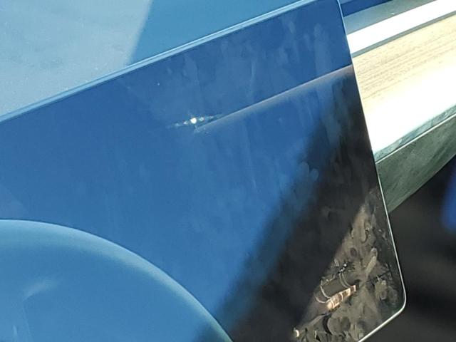 5YJ3E1EA4PF435833 Tesla MODEL 3