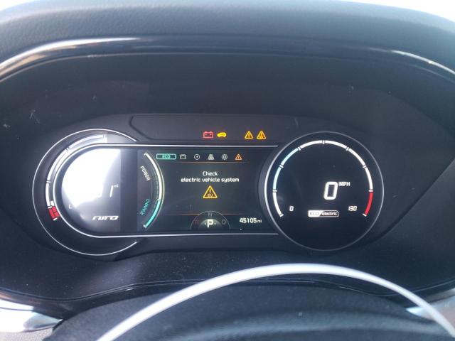 KNDCE3LG8N5136119 KIA Niro Ex Premium