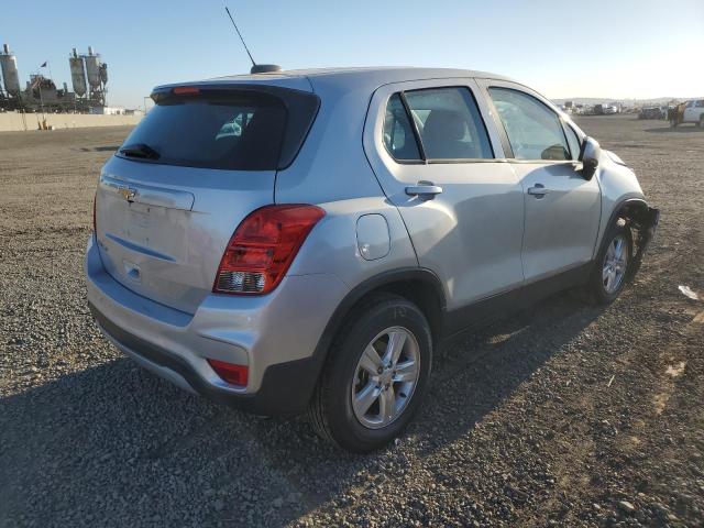 3GNCJNSB0JL368583 Chevrolet TRAX LS