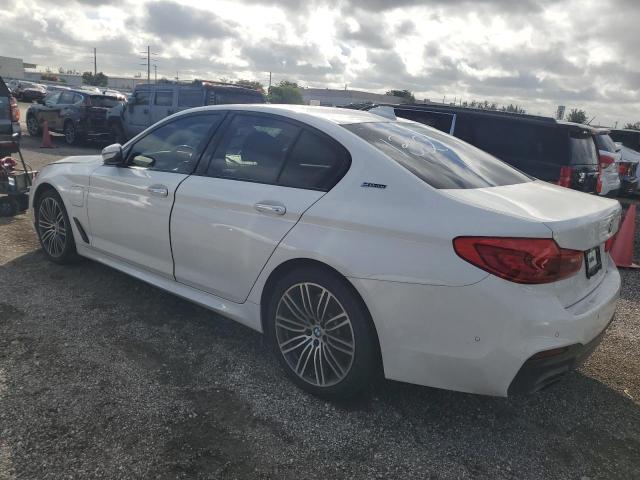 WBAJA9C53JB033574 BMW 530e