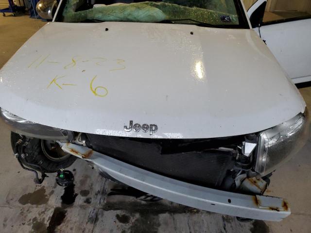 1C4NJDEB0HD162333 Jeep Compass Latitude