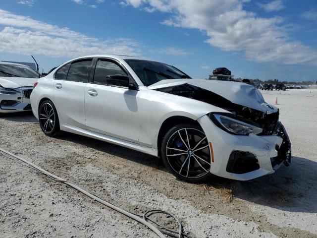 3MW5U7J09M8B95039 BMW M340I
