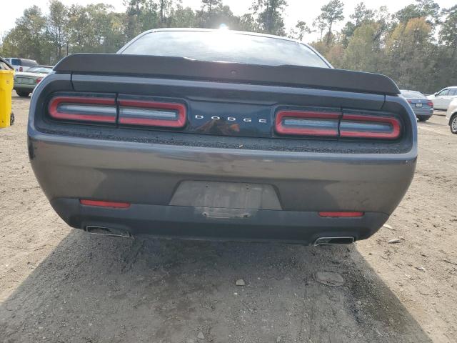 2C3CDZAG6JH215028 Dodge Challenger Sxt