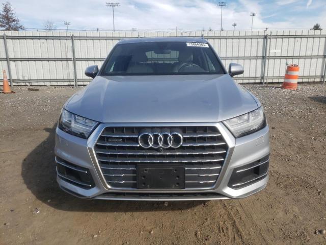 WA1LHAF73KD040949 Audi Q7 Premium Plus