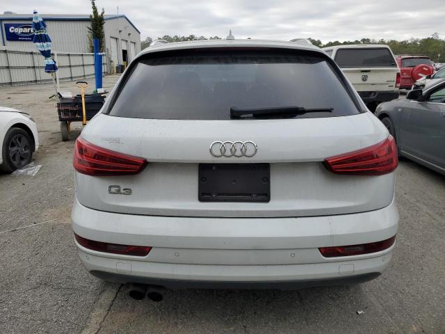 WA1BCCFS9JR008017 Audi Q3 PREMIUM
