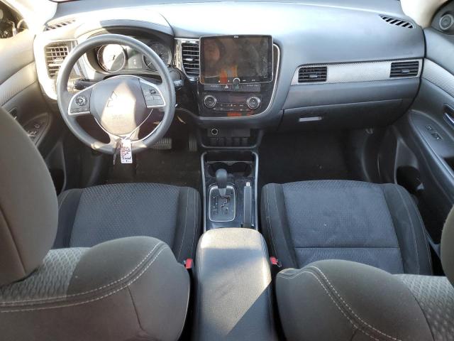 JA4AD2A38JJ000802 Mitsubishi Outlander Es