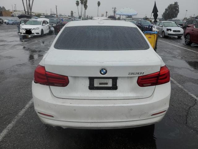 WBA8E1G30HNU18709 BMW 320 I