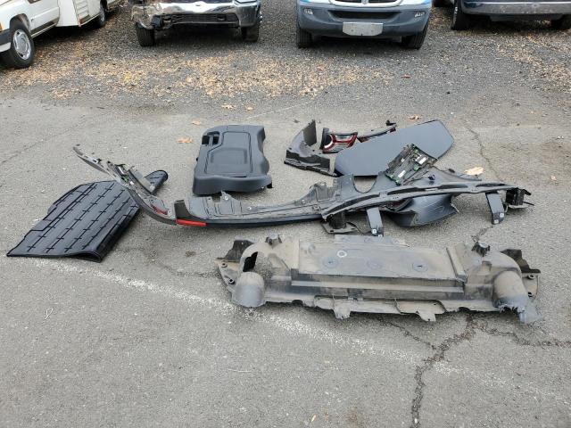 SALCR2RXXJH769812 Land Rover Discovery Sport Hse