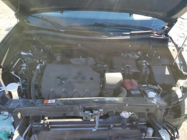 JA4AD2A38JJ000802 Mitsubishi Outlander Es