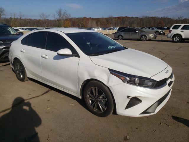 3KPF24AD2PE645828 KIA FORTE LX